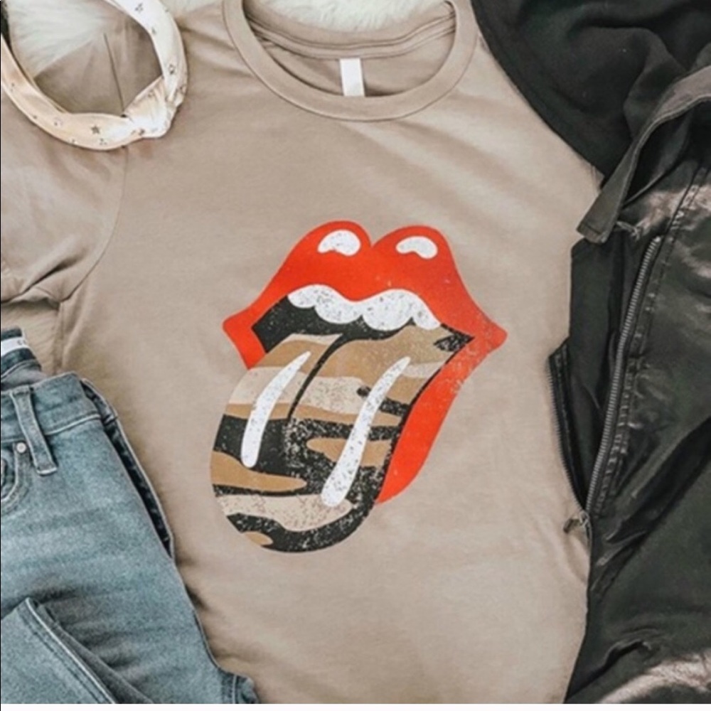Rolling Stones Lips Tee - Picture 2 of 2